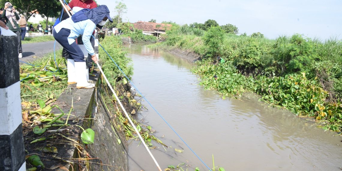 Pemkab Sidoarjo Giatkan Bersih-bersih Sungai
