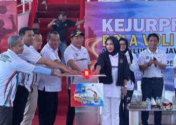 Plt Bupati Sidoarjo Subandi Buka Kejuaraan Provinsi Bola Voli Indoor U-15