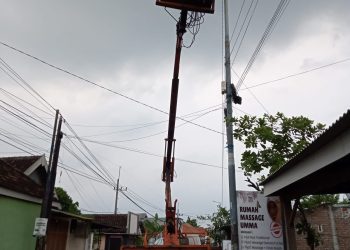 Lihat PJU Mati, Segera Hubungi Tiga Nomor Ini