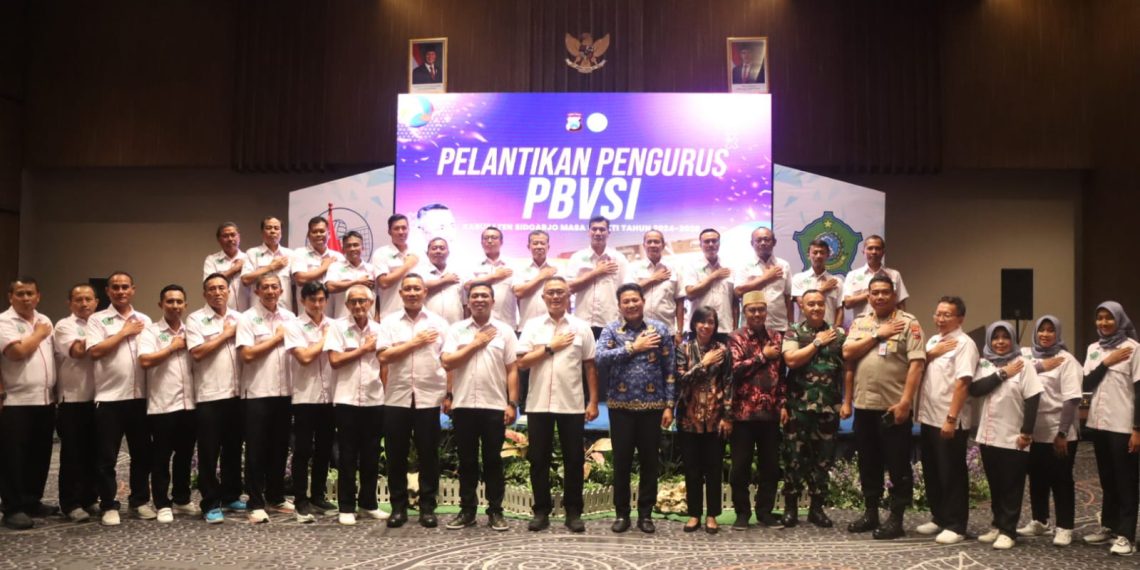 Kapolda Jatim Lantik Pengurus PBVSI Kabupaten Sidoarjo Masa Bhakti 2024-2028