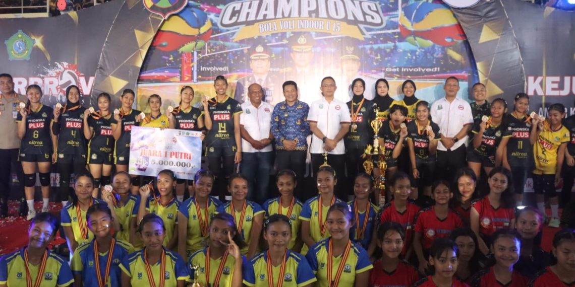 Kapolda Jatim dan Forkopimda Sidoarjo Semangati Puncak Kejurprov Jatim Bola Voli U-15