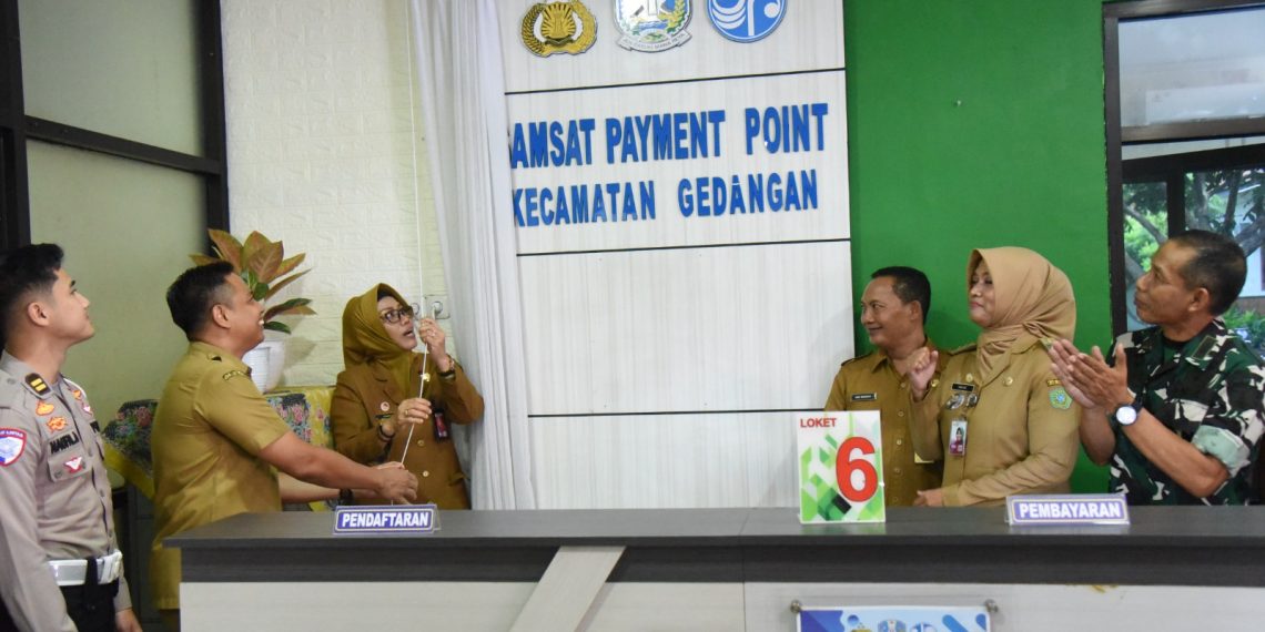 Dekatkan Pelayanan Pembayaran PKB, Pemkab Sidoarjo Buka Samsat Payment Point di Kantor Kecamatan Gedangan