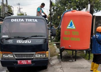5 Tandon Air Bersih Disiapkan Perumda Delta Tirta untuk Warga Terdampak Banjir di Kecamatan Candi