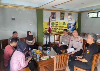 Unit Kamsel Satlantas Polresta Sidoarjo Pelatihan PPGD bersama Senkom