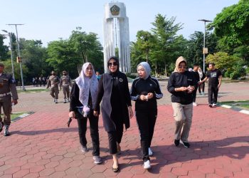 Wabup Sidoarjo Hj Mimik Idayana Pimpin Jihad Rawat Taman