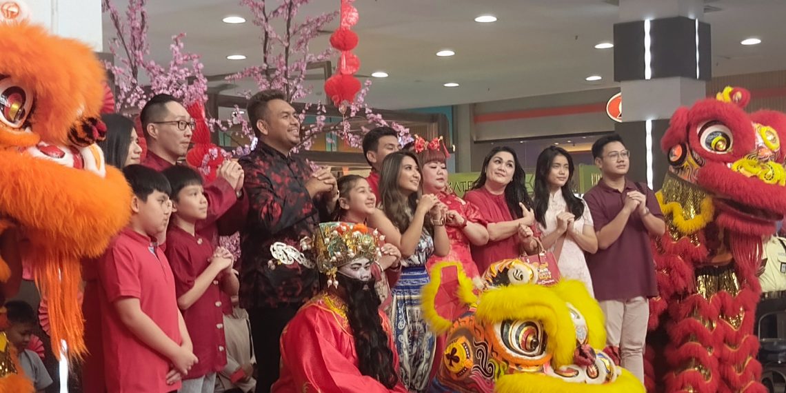 Lippo Plaza Sidoarjo Rayakan Imlek 2025 dengan Barongsai dan Berbagai Atraksi Menarik