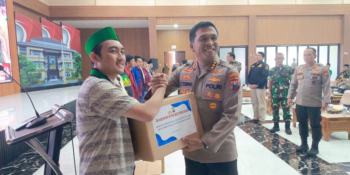 Sambut Ramadhan, Polresta Sidoarjo Gandeng Mahasiswa dan OKP Gelar Baksos Presisi