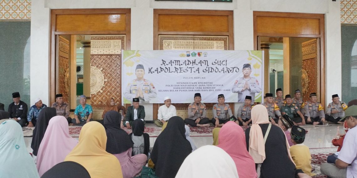 Safari Ramadhan Kapolresta Sidoarjo Sosialisasikan Hotline Mudik Polri 110