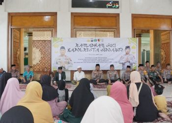 Safari Ramadhan Kapolresta Sidoarjo Sosialisasikan Hotline Mudik Polri 110