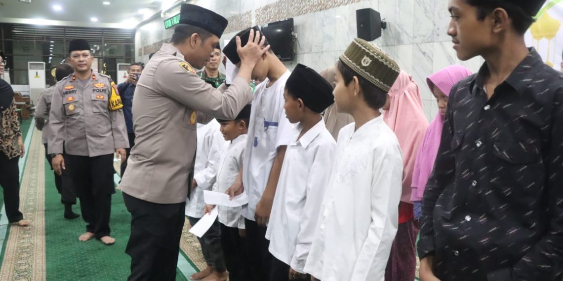 Safari Ramadhan Kapolresta Sidoarjo di Masjid Agung