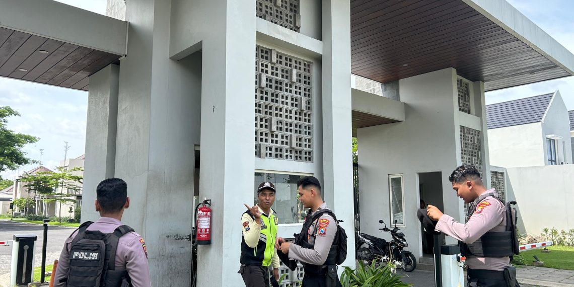 Ditinggal Warga Mudik, Polisi Sidoarjo Patroli Kawasan Pemukiman