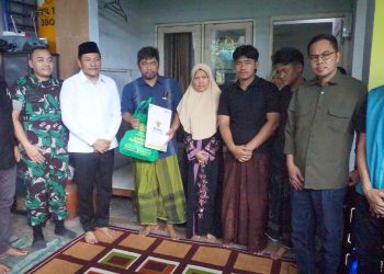 Bupati Sidoarjo Subandi Takziah ke Rumah Duka Korban Hanyut di Pantai Balekambang