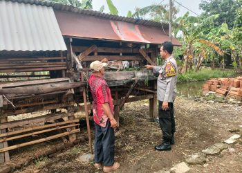 Kapolsek Gedangan Masifkan Kegiatan Sambang Desa, Tinjau Ketahanan Pangan Peternakan Warga Keboan Anom