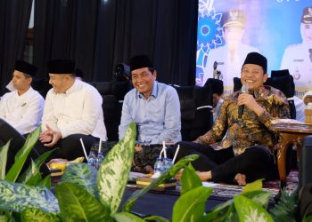 Bupati Subandi Hadiri Pengajian Rutin Ahad Pahing dan Halalbihalal dengan KH Anwar Zahid