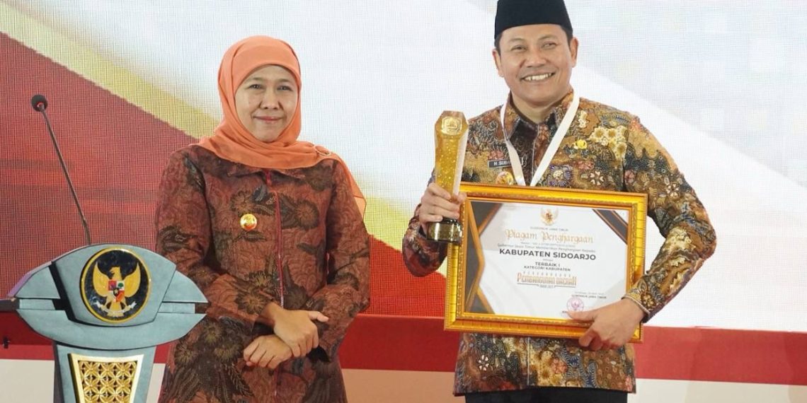 Pemkab Sidoarjo Terpilih sebagai Kabupaten Terbaik Pertama dalam Penghargaan Pembangunan Daerah Tahun 2025 Pemprov Jatim