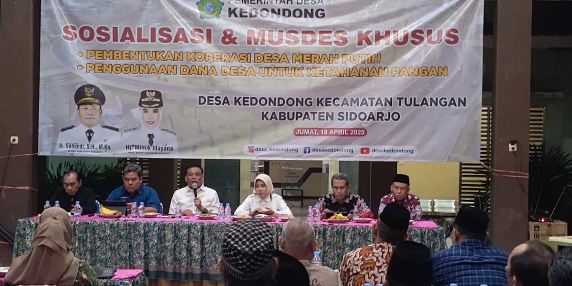 Wakil Ketua DPRD Sidoarjo H Kayan dan Anggota Komisi D dr Irda Bella Beri Sosialisasi Pembentukan Koperasi﻿ Merah Putih di Desa Kedondong