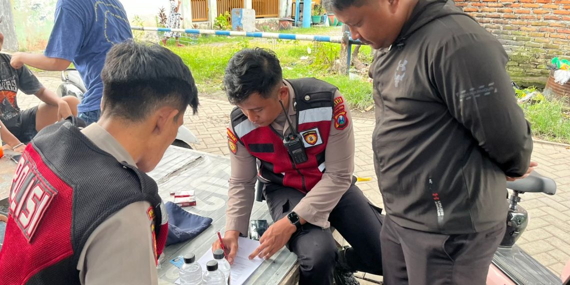 Patroli Sat Samapta Polresta Sidoarjo Temukan Penjualan Arak Bali