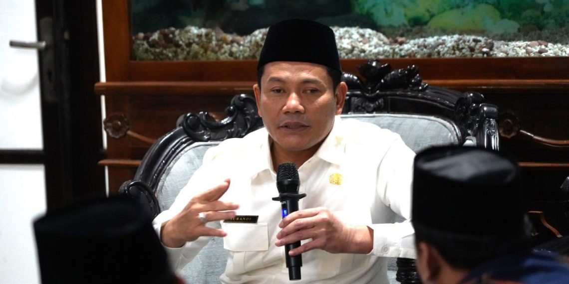 Bupati Sidoarjo Subandi Fasilitasi Sekolah Swasta Mengurus PBG