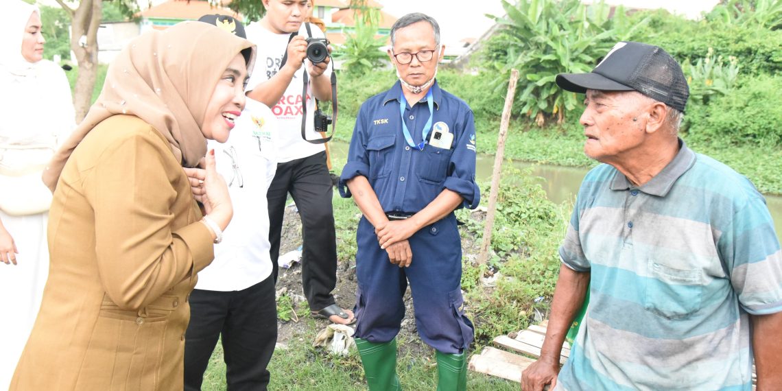 Wabup Sidoarjo Hj Mimik﻿ Idayana﻿﻿ Tampung dan Tanggung Kehidupan Warga Sebatang Kara di Tanggulangin
