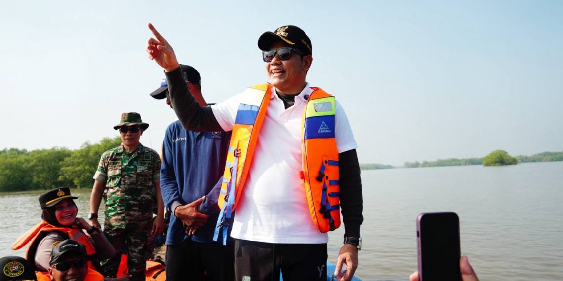 Terendam Air Laut 10 Tahun, Bupati Subandi Upayakan Fungsikan Kembali 2 Ribu Hektare Tambak di Kalanganyar