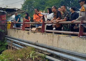 Gercep Respon Laporan Warga, Wabup Hj Mimik Idayana Langsung Perbaiki RTLH, Sungai Kotor dan Jalan Rusak