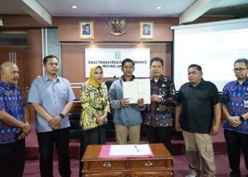 Sempat Ditahan, Ijazah Mantan Karyawan PT Tedmoninndo Pratama Semesta Akhirnya Dikembalikan Berkat Mediasi Wabup﻿ Sidoarjo Hj Mimik﻿ Idayana﻿
