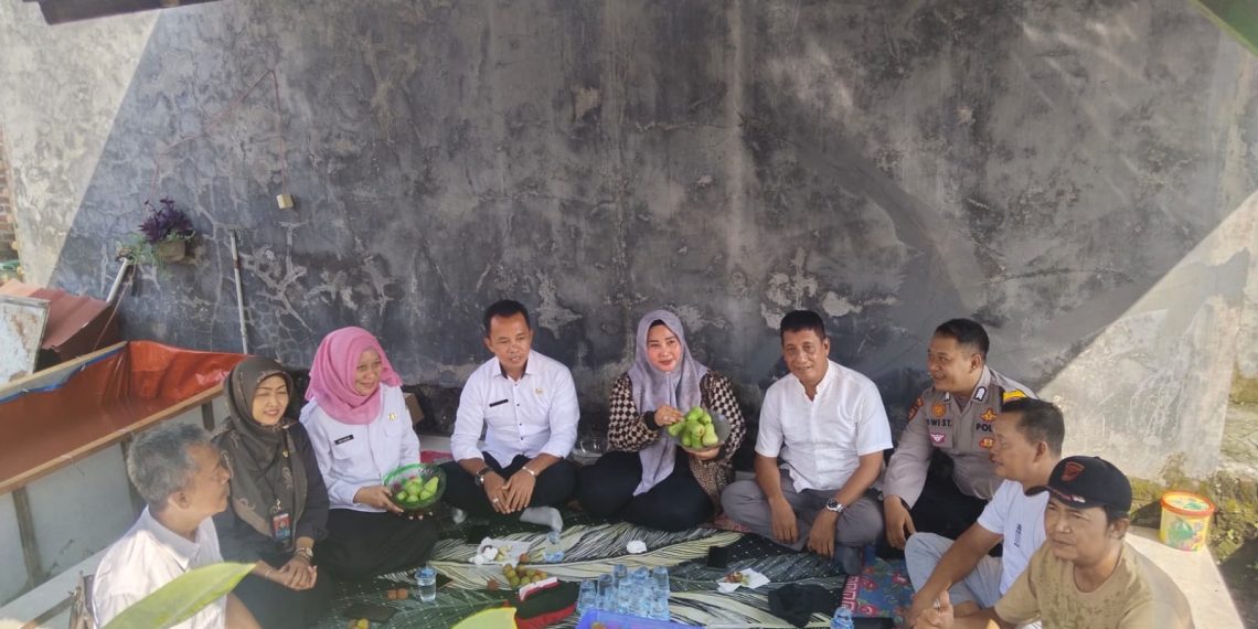 Forkopimka Porong Apresiasi Keberhasilan Warga Kedungsolo Kembangkan Jambu Air