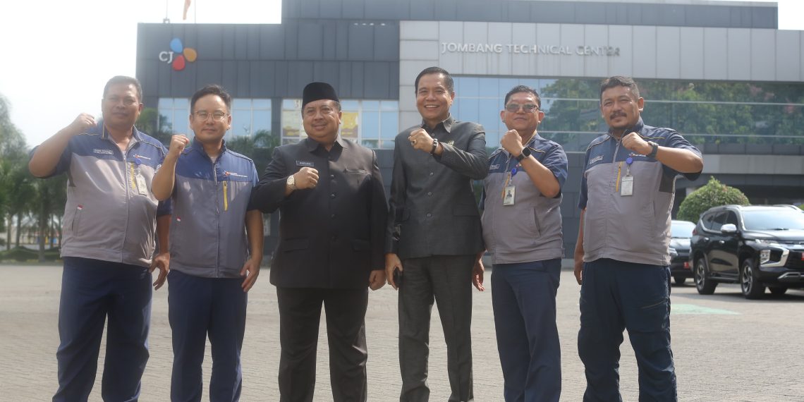 Dorong Investasi dan Industri Ramah Lingkungan, Bupati Jombang Warsubi Kunjungi Pabrik Cheil Jedang Ploso