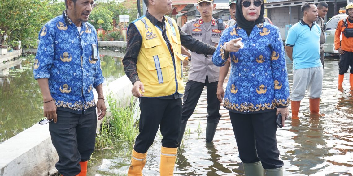 Sering Kebanjiran, Wabup Mimik Idayana Kaji Relokasi SMPN 2 Tanggulangin