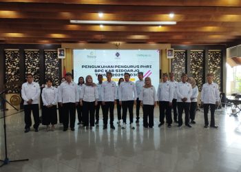 M Oelil Albab Resmi Dilantik Ketua PHRI Sidoarjo 2025-2030