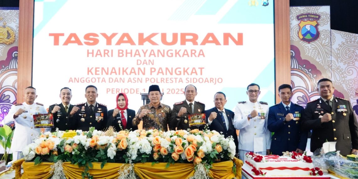 Peringati Hari Bhayangkara ke-79 Tahun 2025, Bupati Subandi dan Wabup Mimik Idayana Apresiasi Kinerja Polresta Sidoarjo