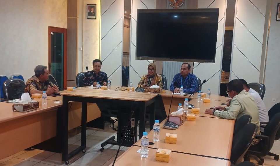 KONI Sidoarjo Jajaki Kerja Sama Dengan Unitomo, Beri Beasiswa Atlet Berprestasi