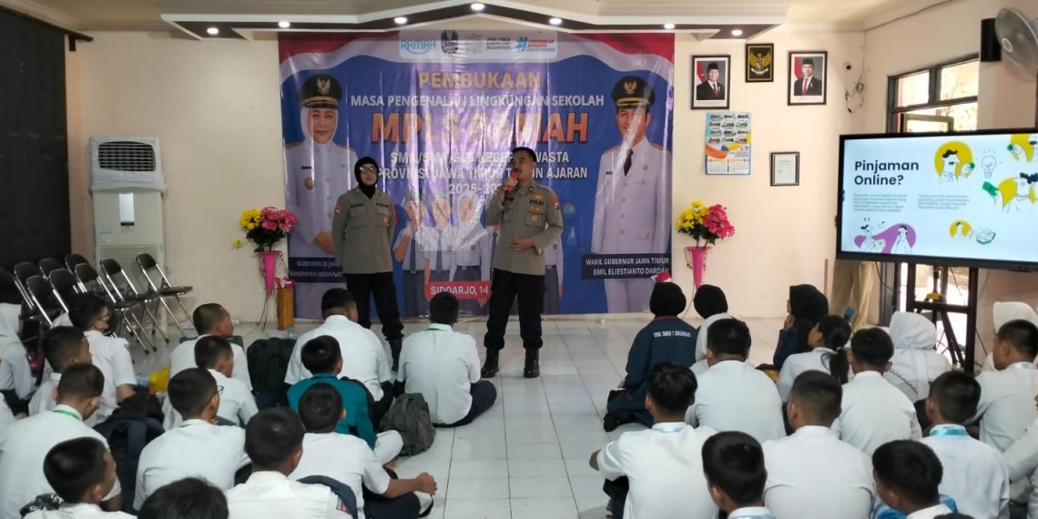 Sat Binmas Polresta Sidoarjo Ajak Pelajar Patuh Berlalu Lintas dan Cegah Bahaya Kenakalan Remaja