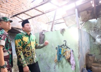 Sehari, Bupati Subandi Sidak Langsung Tiga Rumah Tidak Layak Huni