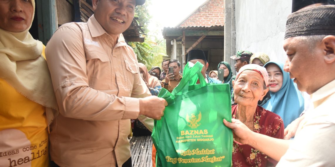 Bupati Subandi Bantu Rehab Rumah Dua Warga Kurang Mampu di Tarik