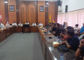 Temui Bupati Subandi, Kelompok Non Blok Minta Pemkab dan DPRD Akur Bahas PAK 2025