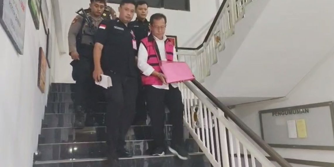 Terseret Kasus Dugaan Korupsi Rusunawa, 4 Mantan Kepala Dinas PU Perumahan, Permukiman Cipta Karya Sidoarjo Ditahan Kejari