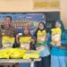Warga Antusias Serbu Bazar Beras Murah Polsek Balongbendo