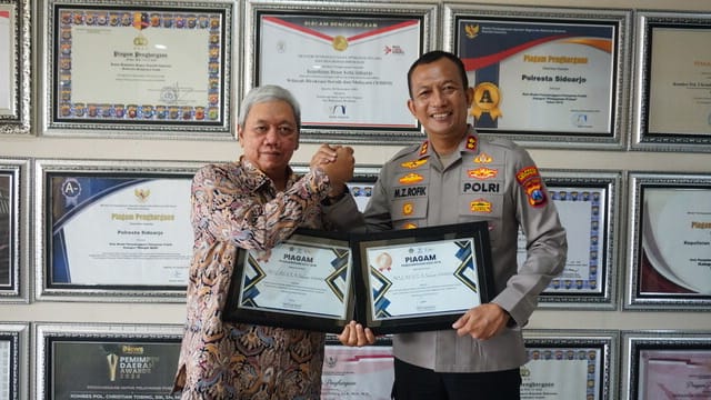 Polresta Sidoarjo Peroleh Dua Penghargaan Indikator Kinerja Pelaksanaan Anggaran Terbaik dari KPPN