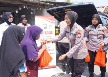 Polwan Polresta Sidoarjo Gelar Bakti Sosial Peringati Hari Jadi ke-77