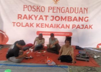 Tolak Kenaikan Pajak di Jombang, Posko FRJ Dapat 1.000 Lebih Tanda Tangan Dukungan dari Warga