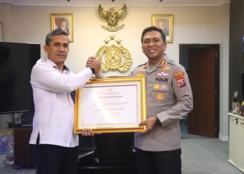 Kapolresta Sidoarjo Terima Penghargaan Menteri Imigrasi dan Pemasyarakatan