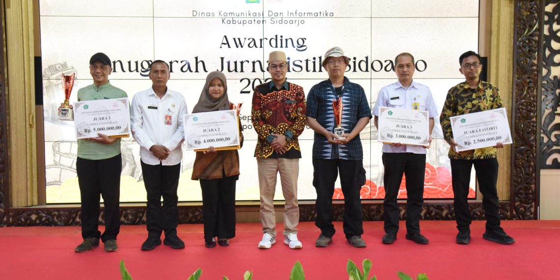 Pemkab  Sidoarjo  Beri  Penghargaan  Insan  Jurnalis  dan Kreator  Konten