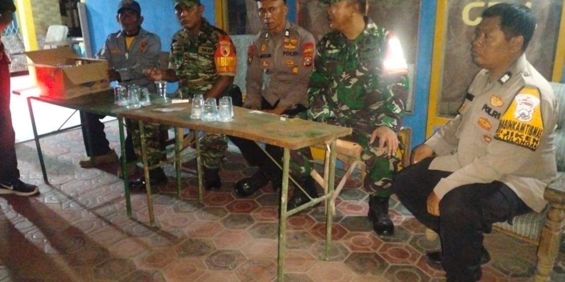 Patroli Gabungan Perkuat Sinergi Jaga Kamtibmas di Kecamatan Tulangan