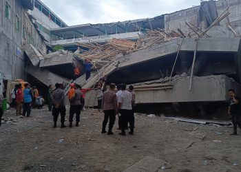 Bangunan Masjid Ponpes Al Khoziny Sidoarjo Ambruk, Puluhan Santri Tertimpa Reruntuhan
