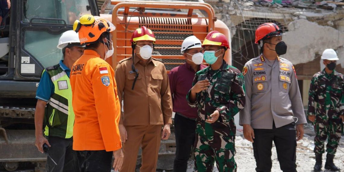 Pemkab dan BNPB Pastikan Penanganan Evakuasi Ponpes Al Khoziny Rampung Besok