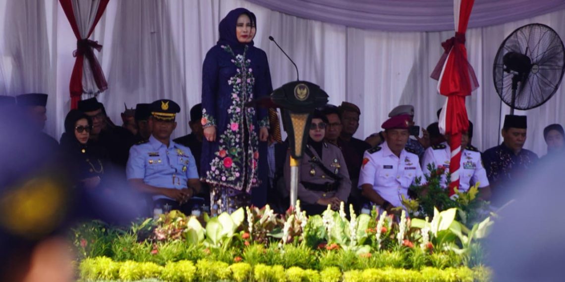 Pimpin Upacara Hari Jadi ke-80 Jatim, Wabup Sidoarjo Mimik﻿﻿ Idayana﻿﻿ Ajak Sinergi Seluruh Lapisan Untuk Jatim