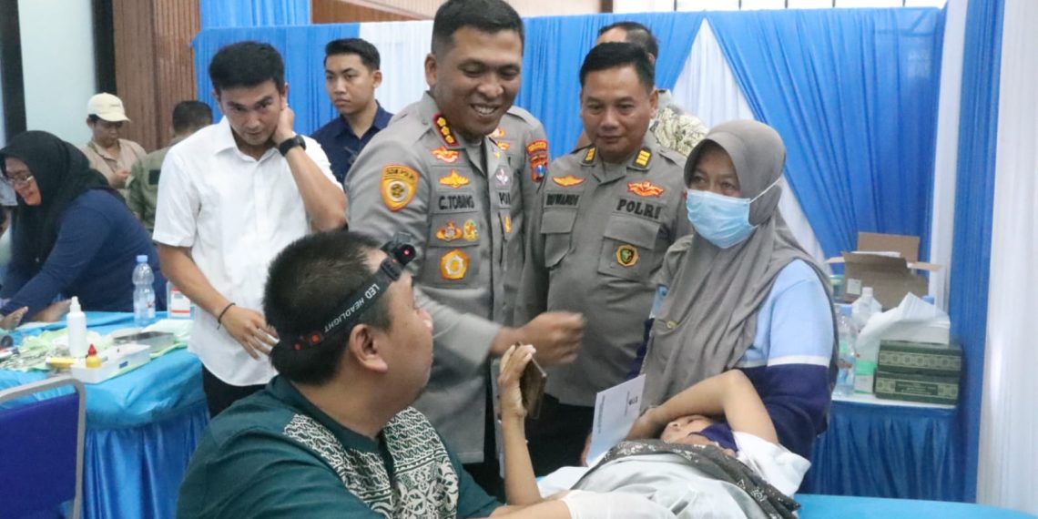 Polresta Sidoarjo Gelar Khitan Massal Gratis
