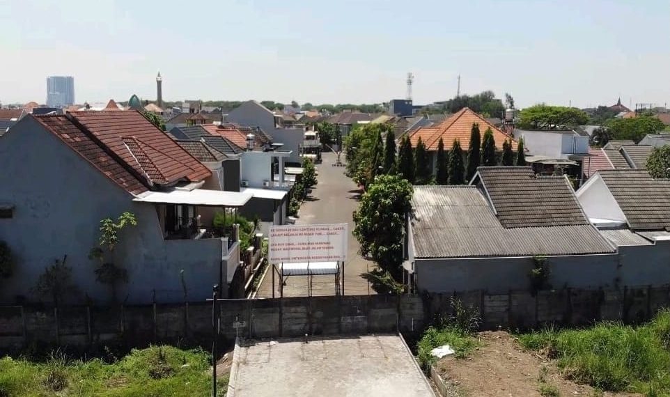 Polemik Pagar Mutiara Regency – Mutiara City Sudah Dirapatkan Wakil Bupati Mimik dan Cek Lapangan DPRD, Warga Menunggu Keputusan Pemkab Sidoarjo