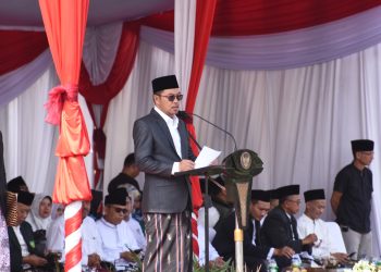 Ketua DPRD Sidoarjo Abdillah Nasih Pimpin Upacara Hari Santri 2025